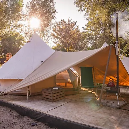 Rostig Lüks kamp alanı Kedichem