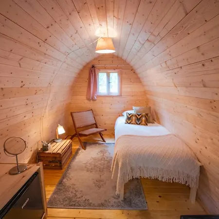 Luxe tent Rostig